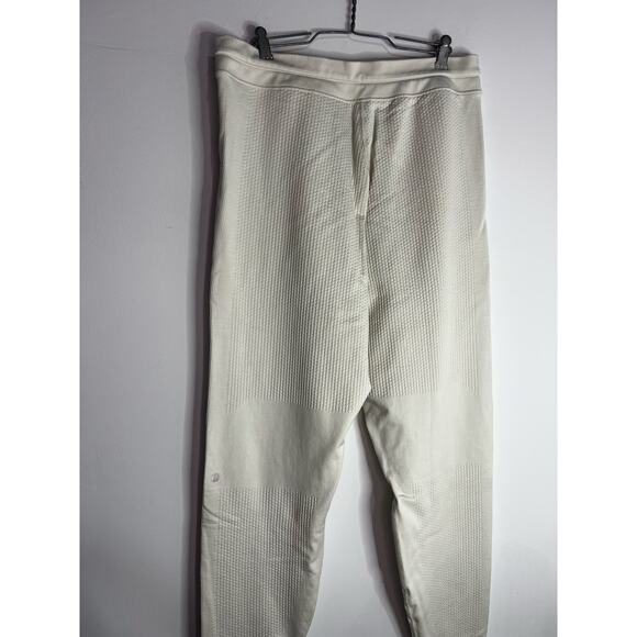 Lululemon Engineered Warmth Jogger in Natural Ivory Size Large - Picture 6 of 7
